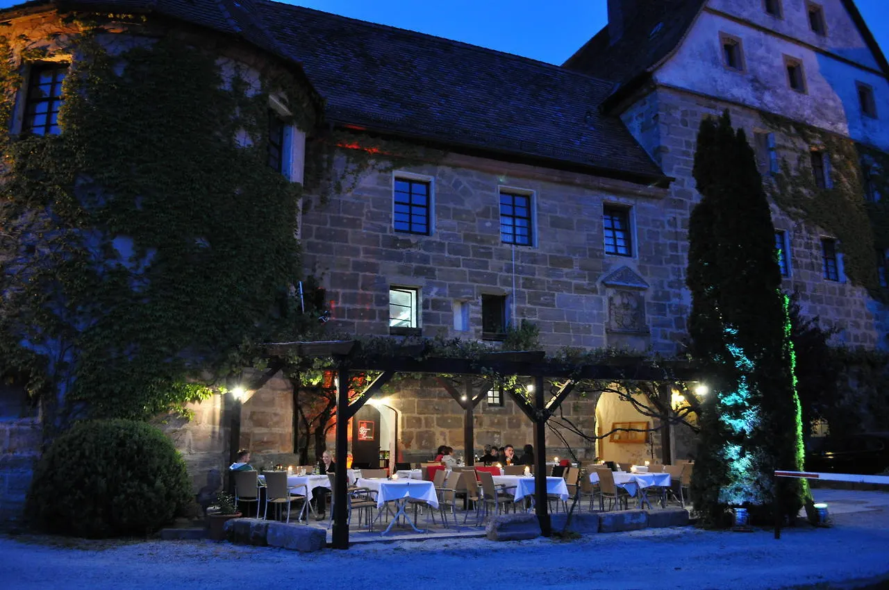 Schloss Wiesenthau Hotel